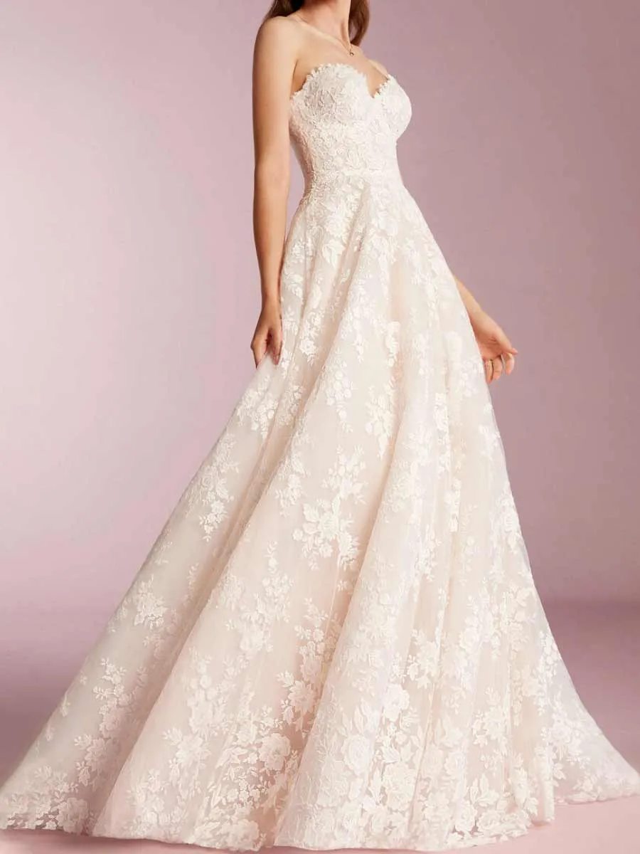 A Line Strapless Lace Wedding Dress Sweetheart Applique