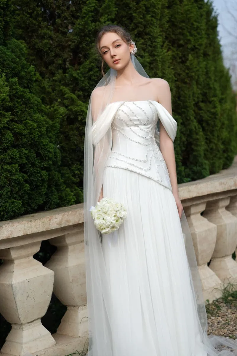 CULT MIA X 21SIX HELENA TAFFETA PLEATED GOWN