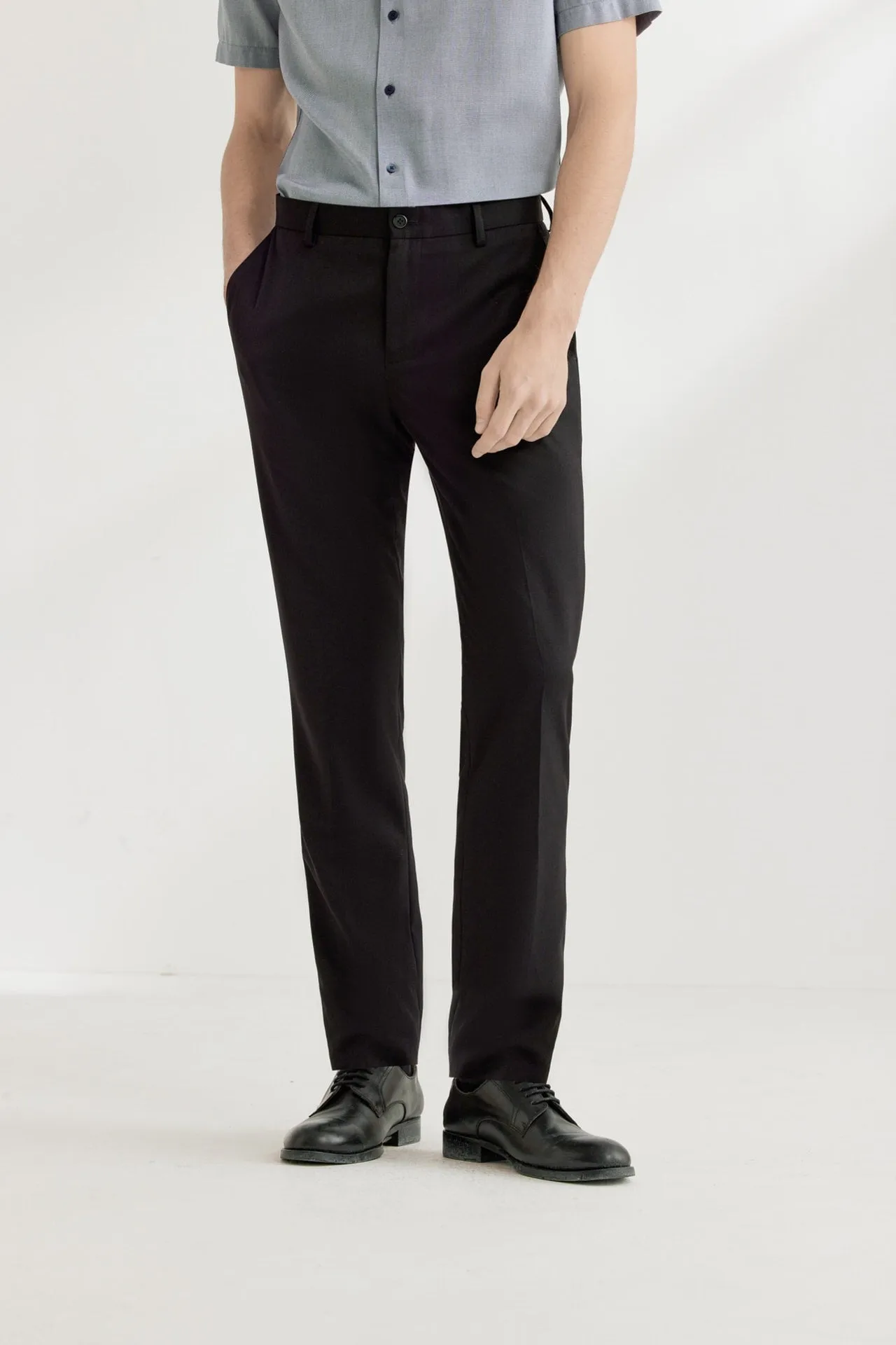 Essential Everyday Formal Pants in Slim Fit