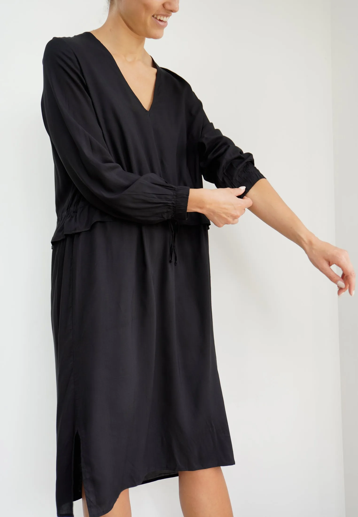 LIVELY DRESS BLACK