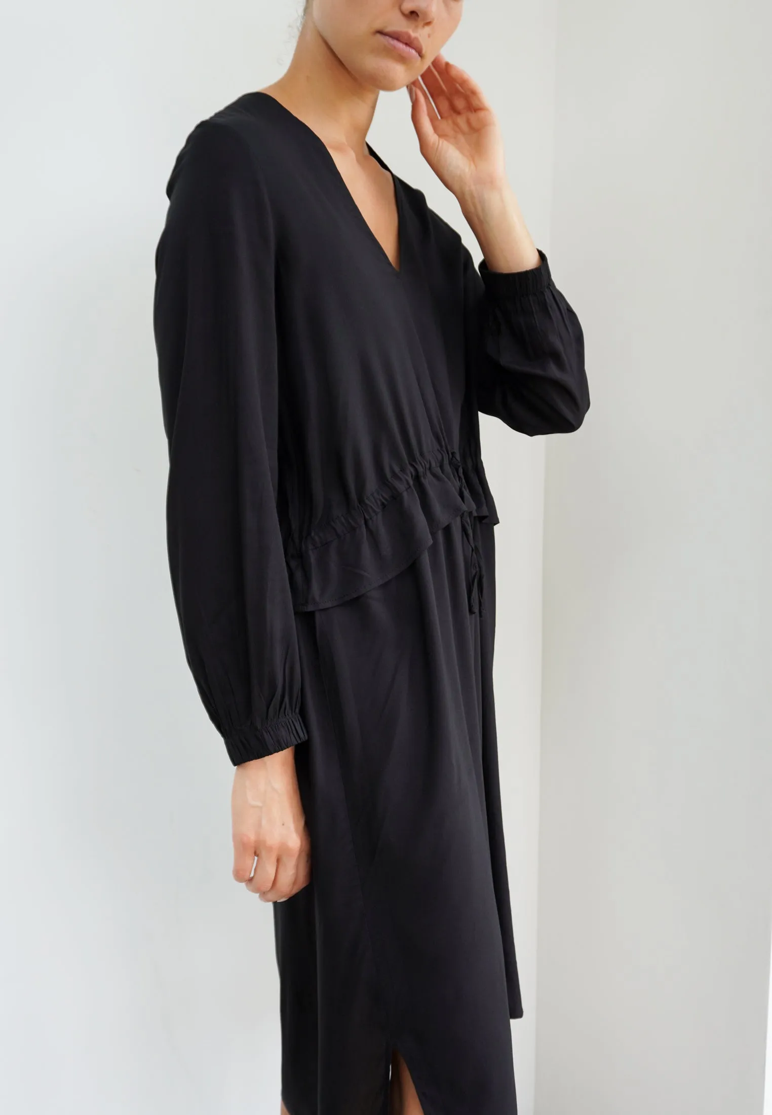 LIVELY DRESS BLACK