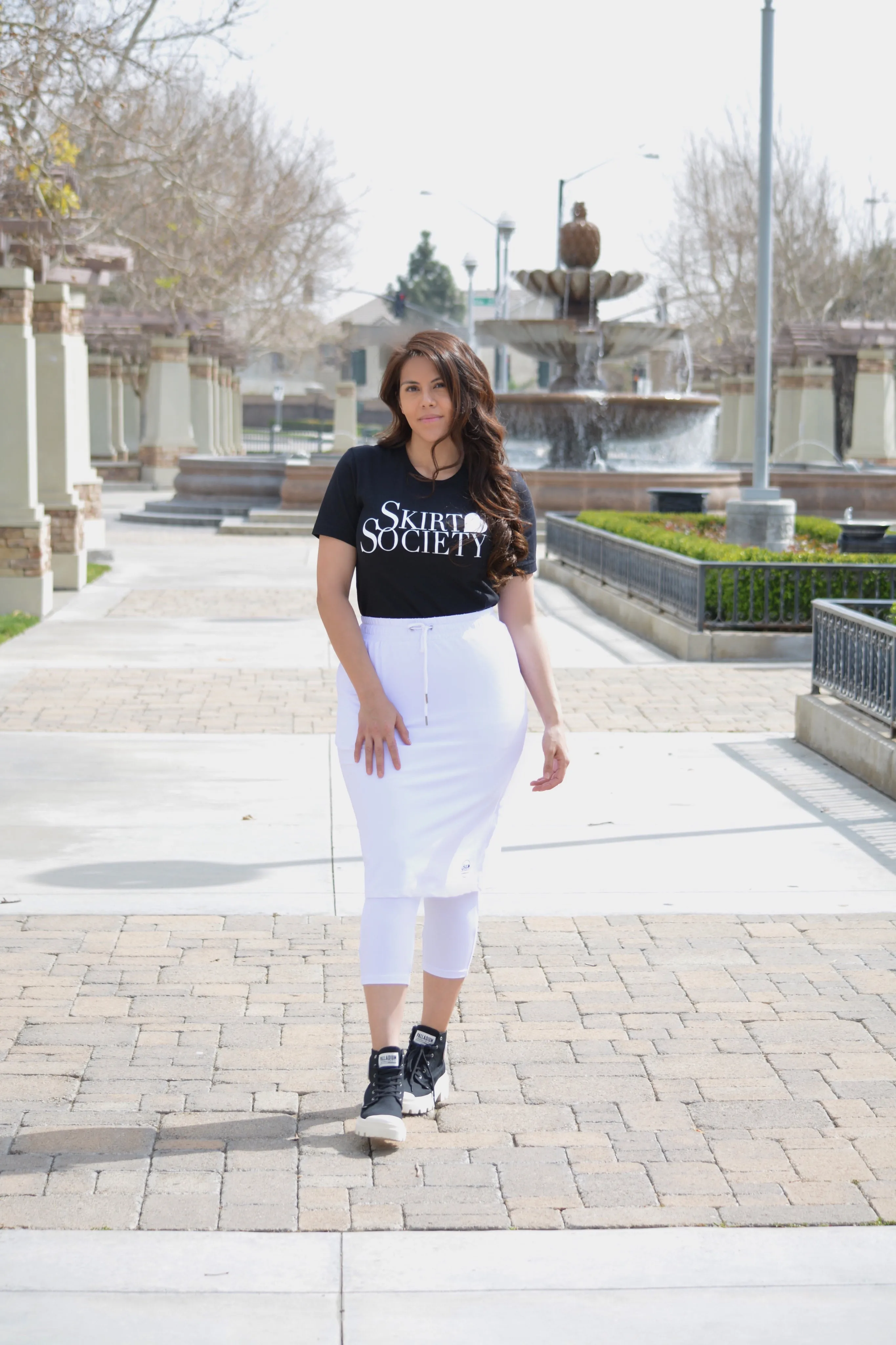 Pisa White Athletic Skirt (capri leggings)