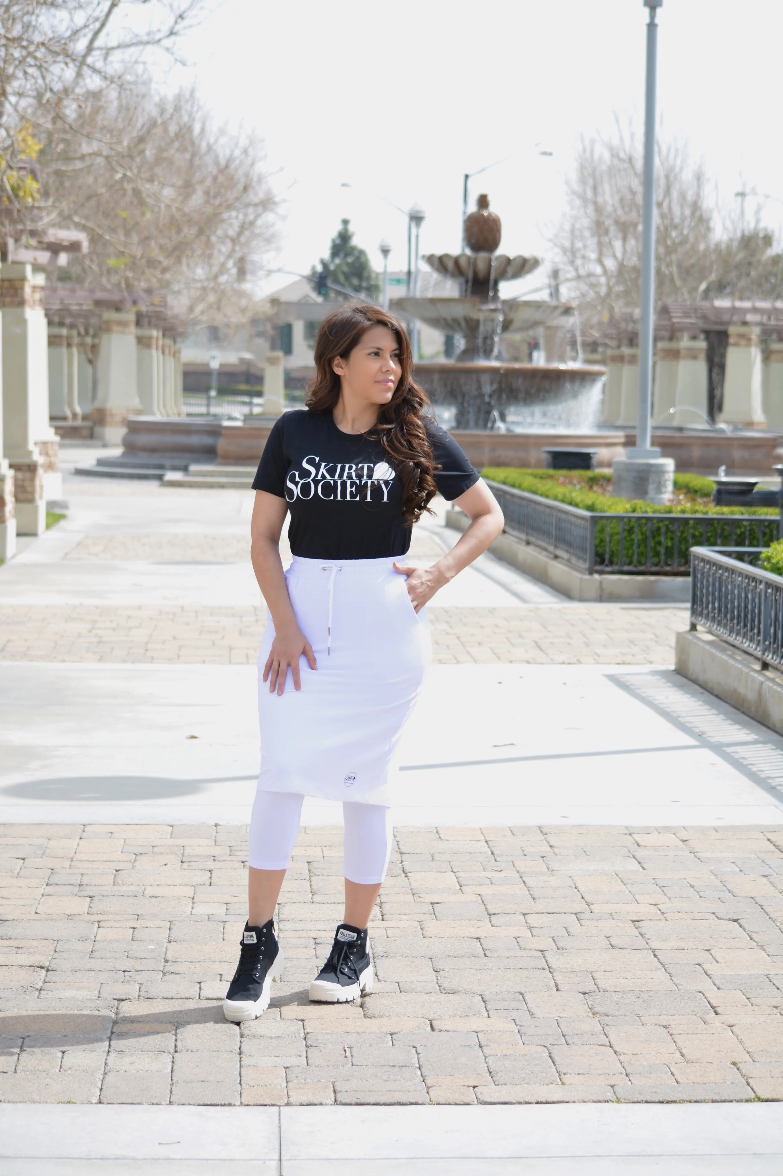 Pisa White Athletic Skirt (capri leggings)
