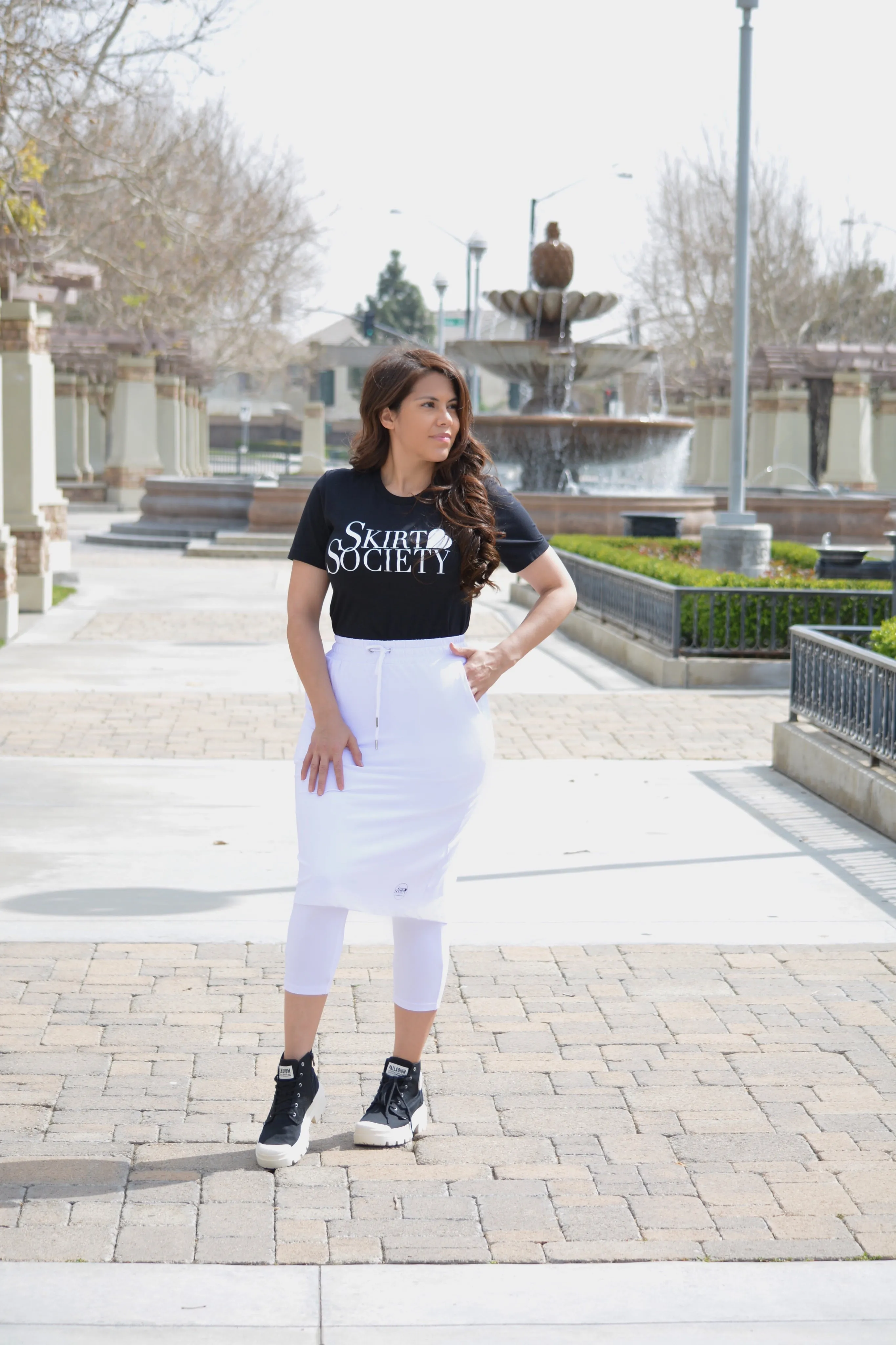 Pisa White Athletic Skirt (capri leggings)