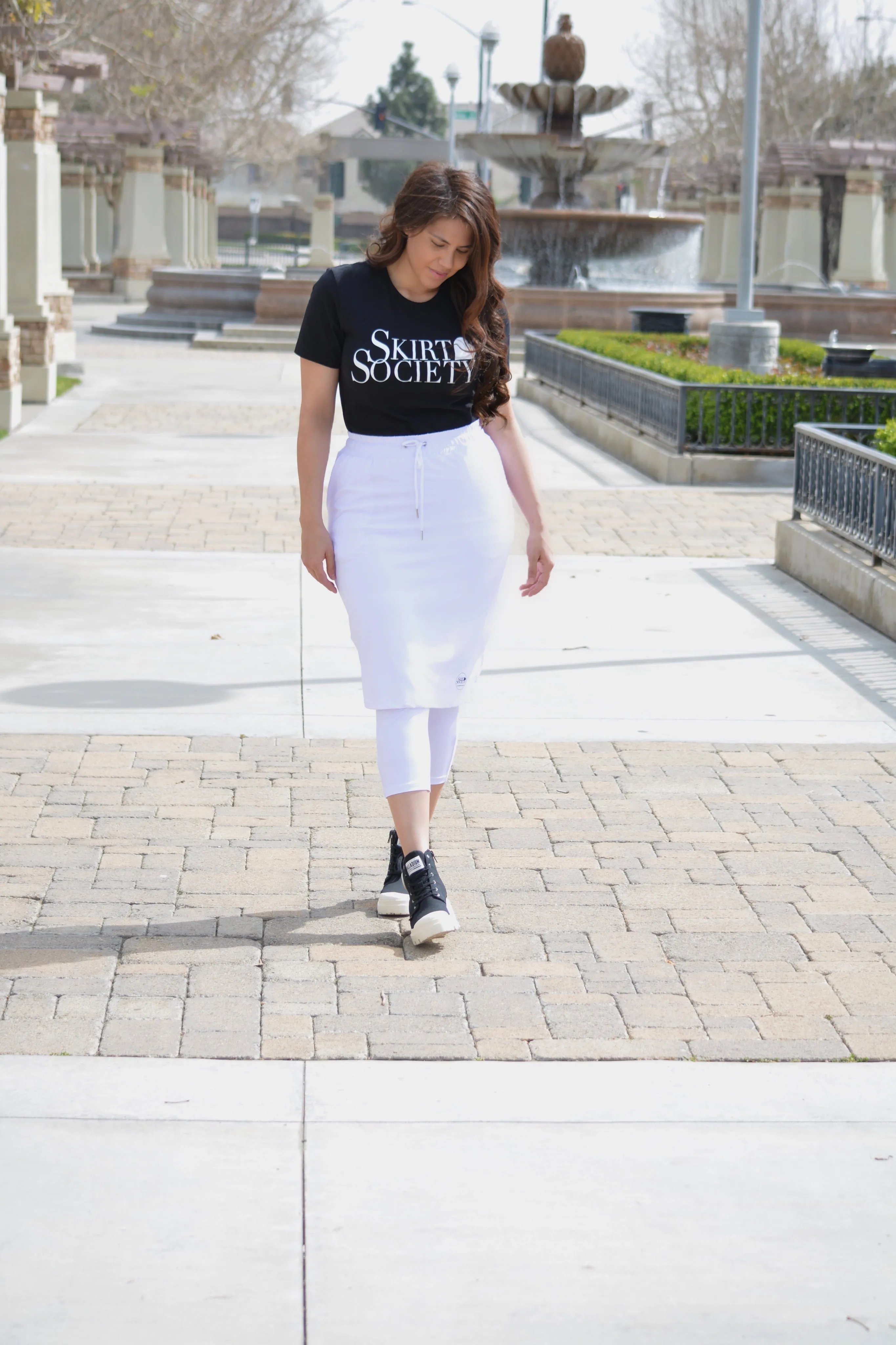 Pisa White Athletic Skirt (capri leggings)