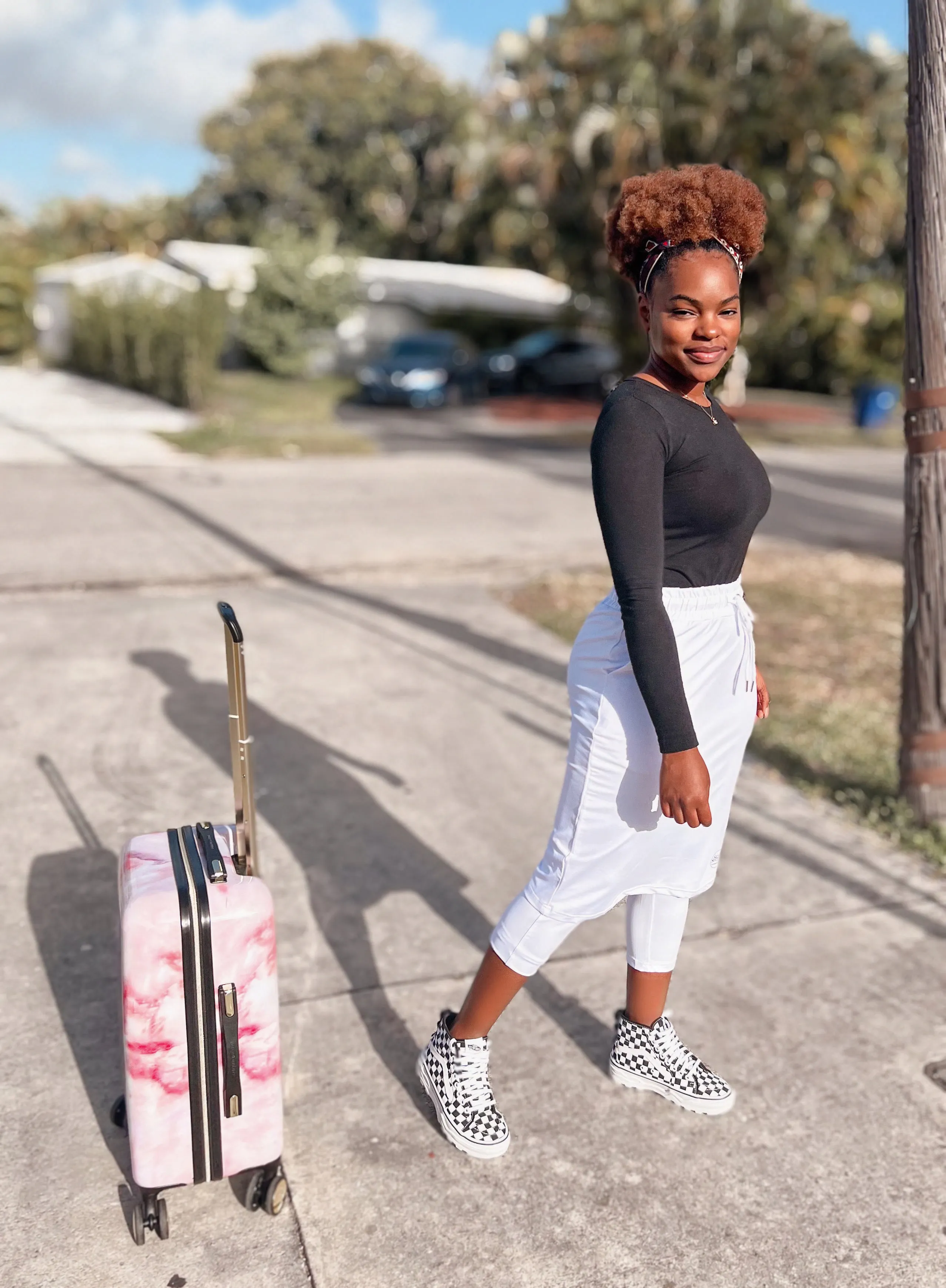 Pisa White Athletic Skirt (capri leggings)