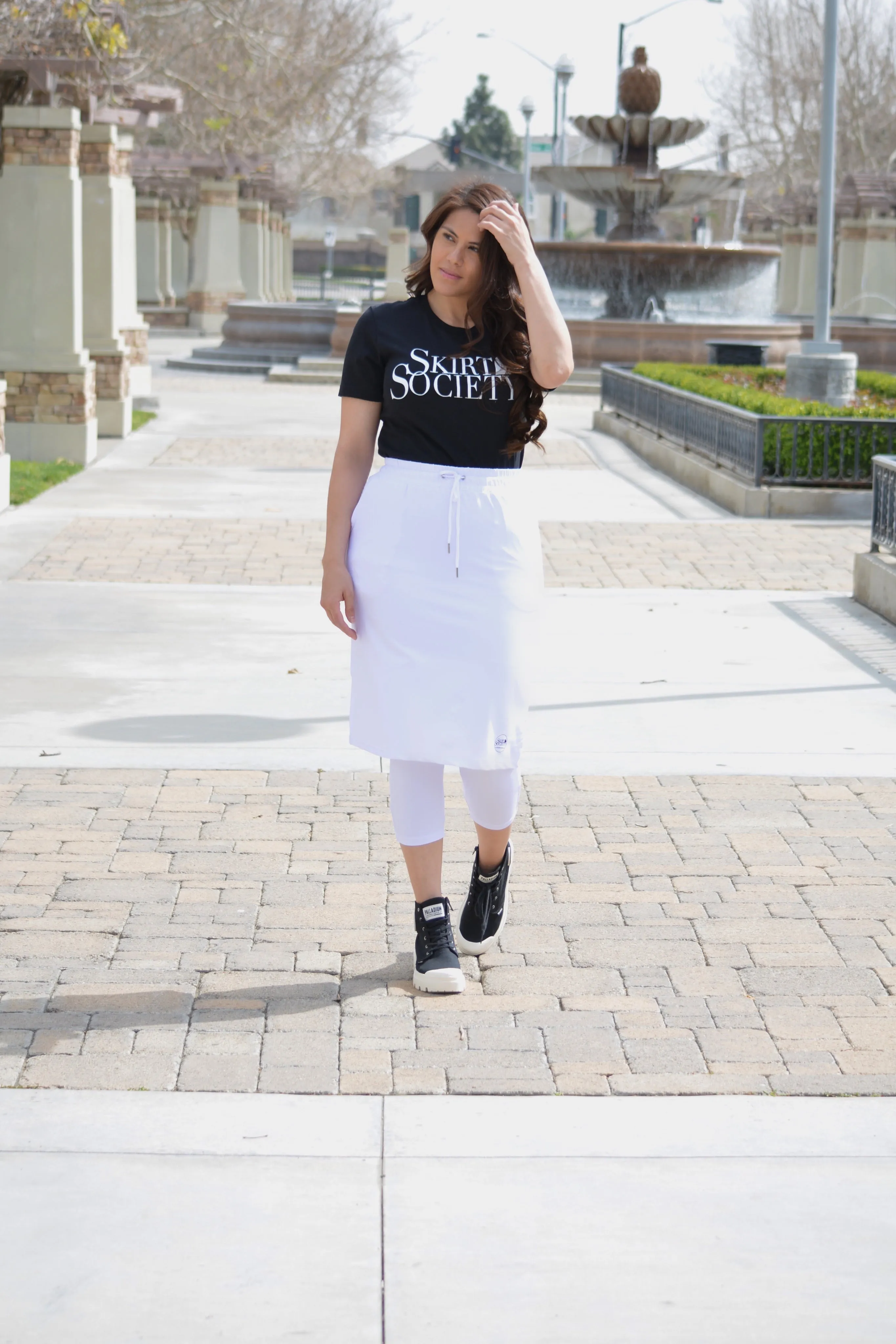 Pisa White Athletic Skirt (capri leggings)