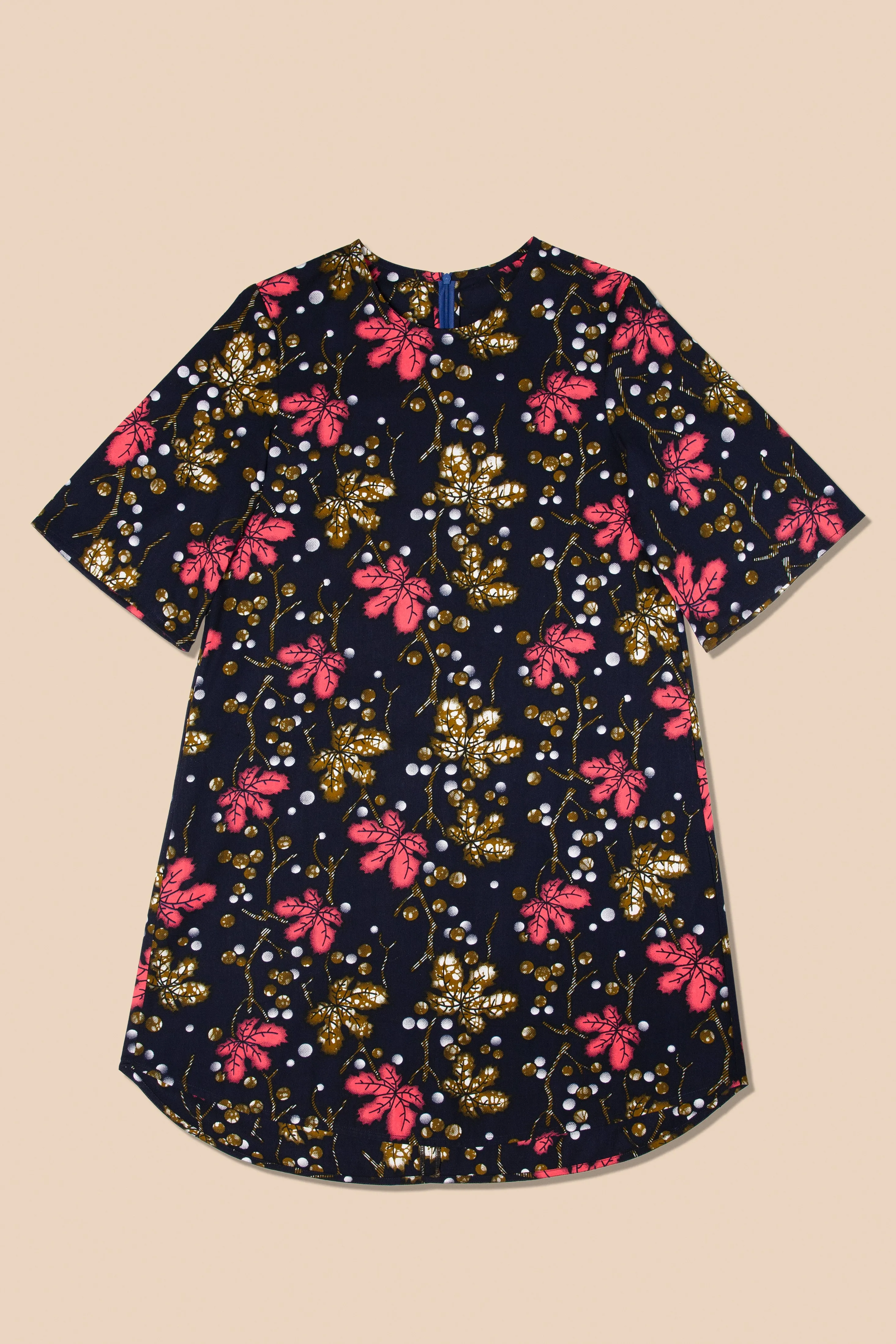 Vele Shift Cotton Dress in Scattered Flowers Print